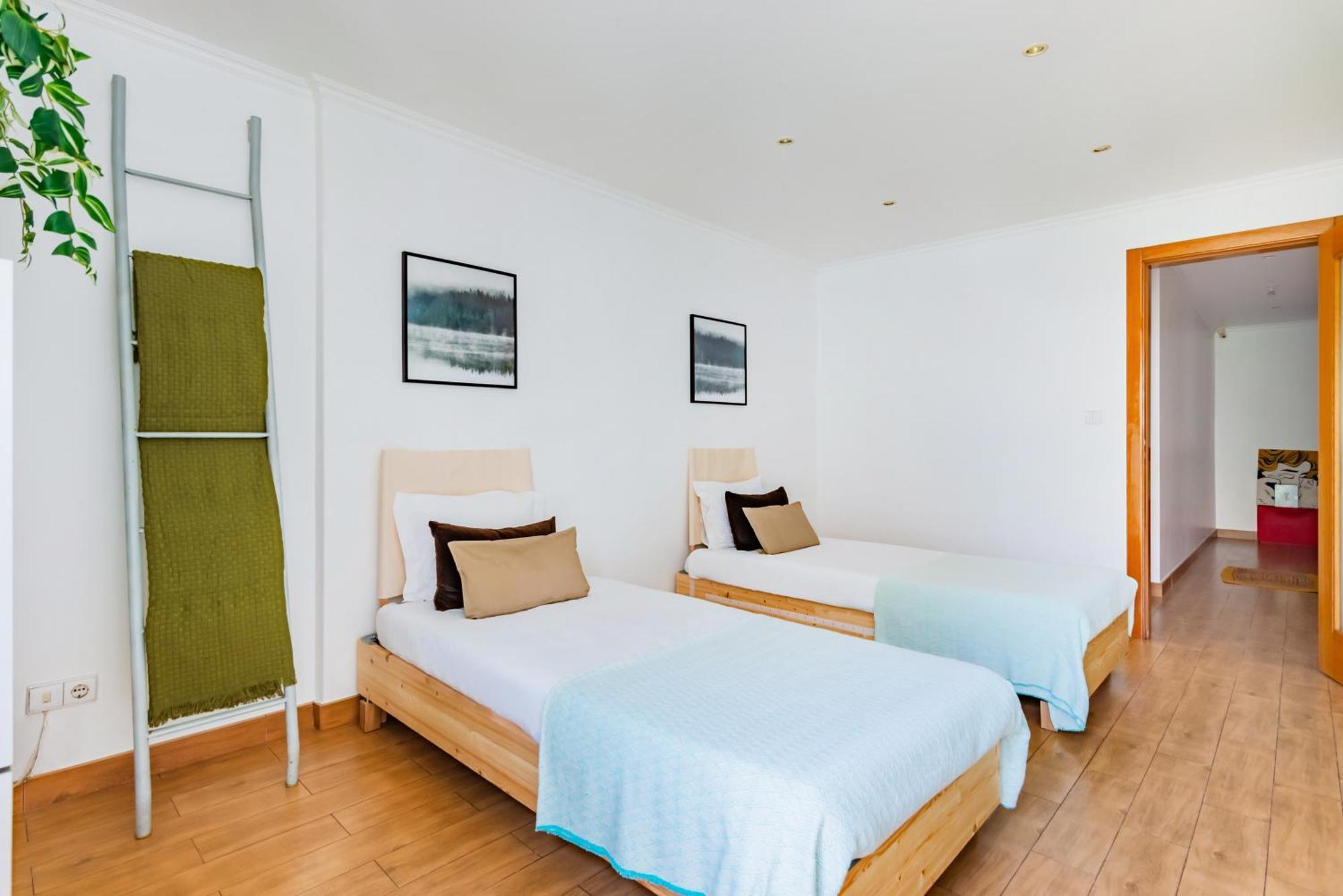 אוייראס Santo Amaro Beach Family Stays מראה חיצוני תמונה